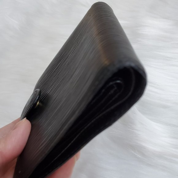 Louis Vuitton Compact Snap Black Epi Wallet - Picture 3 of 12